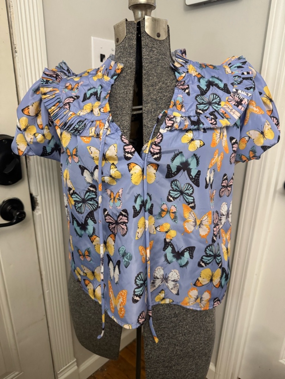 Women’s Buddy Love Butterfly Leeland Top size Medium NWT